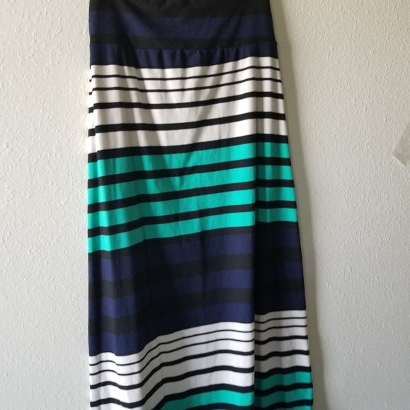 NWOT ** Mossimo maxi skirt ** NWOT - Picture 4 of 6